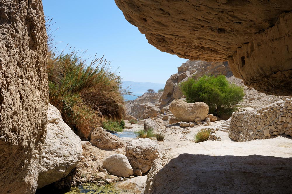 Ein-Gedi-cave-and-stream-tpi ‹ Touchpoint Israel