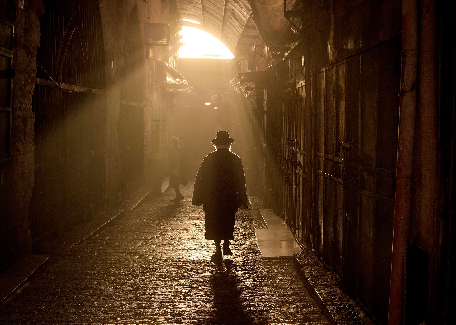 Dalia Rajuan’s photo of a pedestrian in the Old City got the second most votes in JerusaLENS.